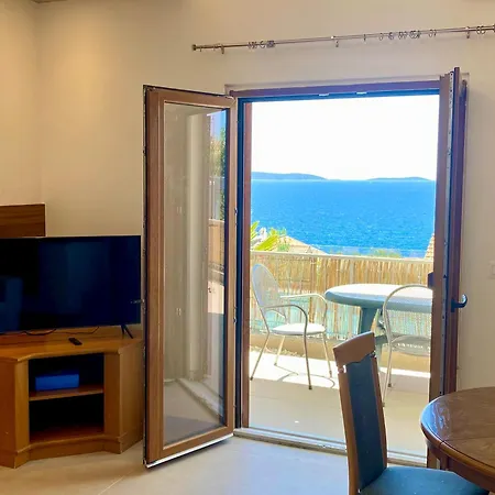 Eden Adults Only Konukevi Trogir