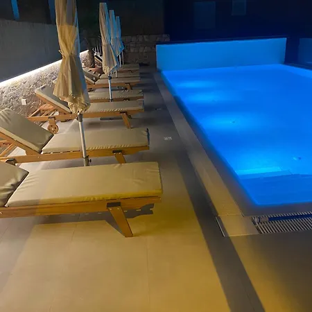 Eden Adults Only 3* Трогир