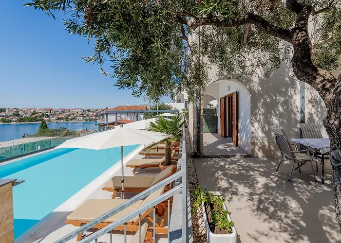 Konukevi Eden Adults Only 3*