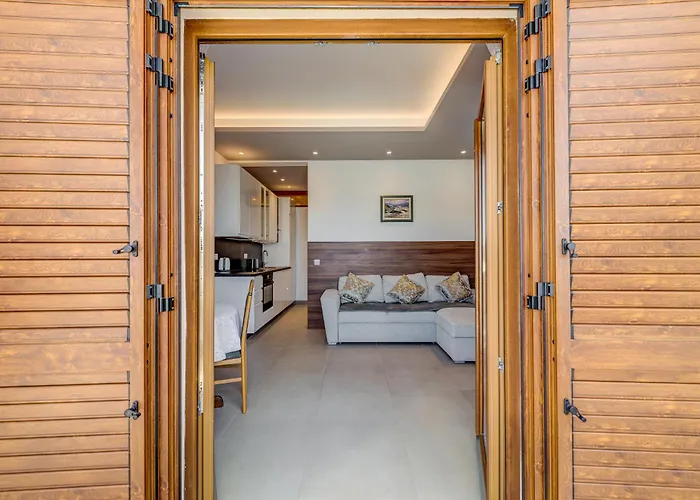 Eden Adults Only Konukevi 3*